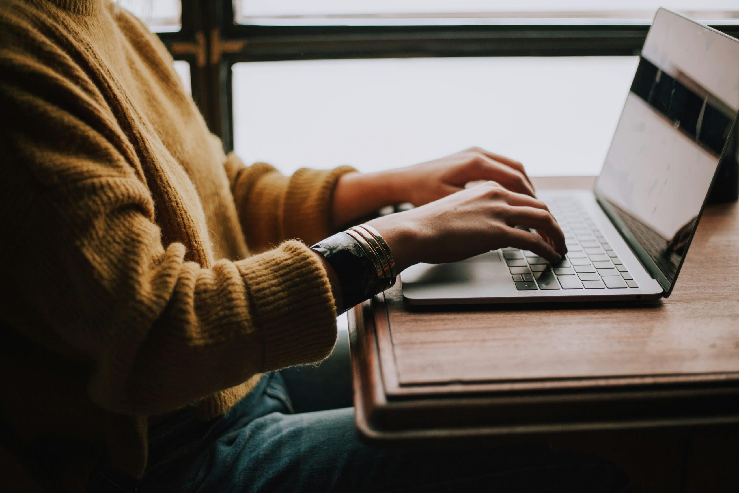 Die Wirtschaft hinter dem Bildschirm – Was uns das Internet bringt und was es uns kostet